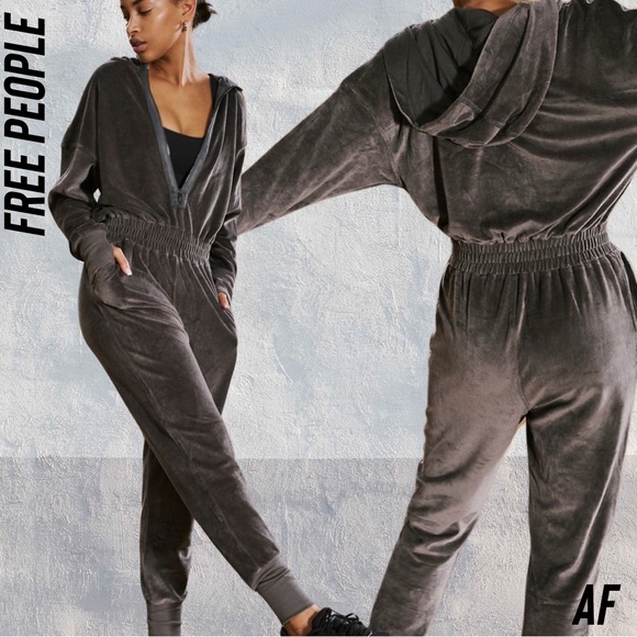 FREE PEOPLE TRAINING DAY VELOUR JUMPSUIT NWT MEDIUM - Picture 1 of 16